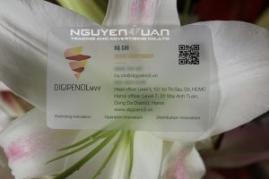 In thẻ nhân viên bằng nhựa trong