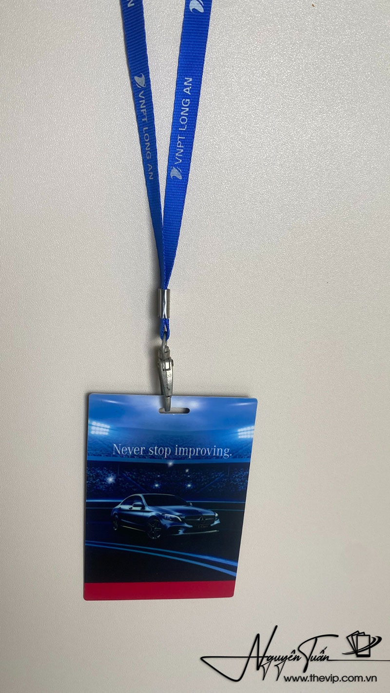 In thẻ nhựa đeo sự kiện – sang trọng, bền đẹp, chuyên nghiệp
