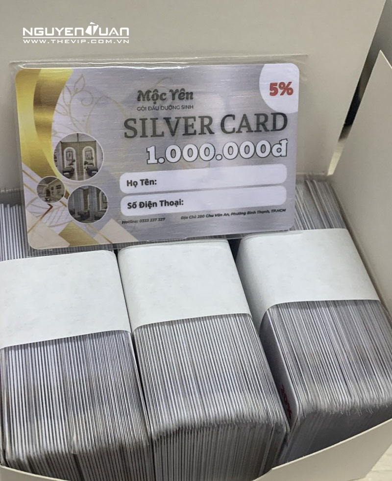 In thẻ ưu đãi giảm giá