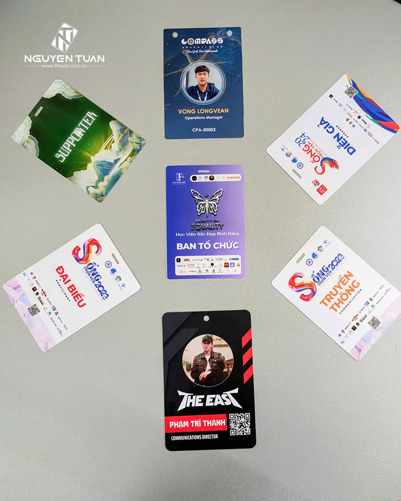 In thẻ ban tổ chức (BTC), thẻ staff