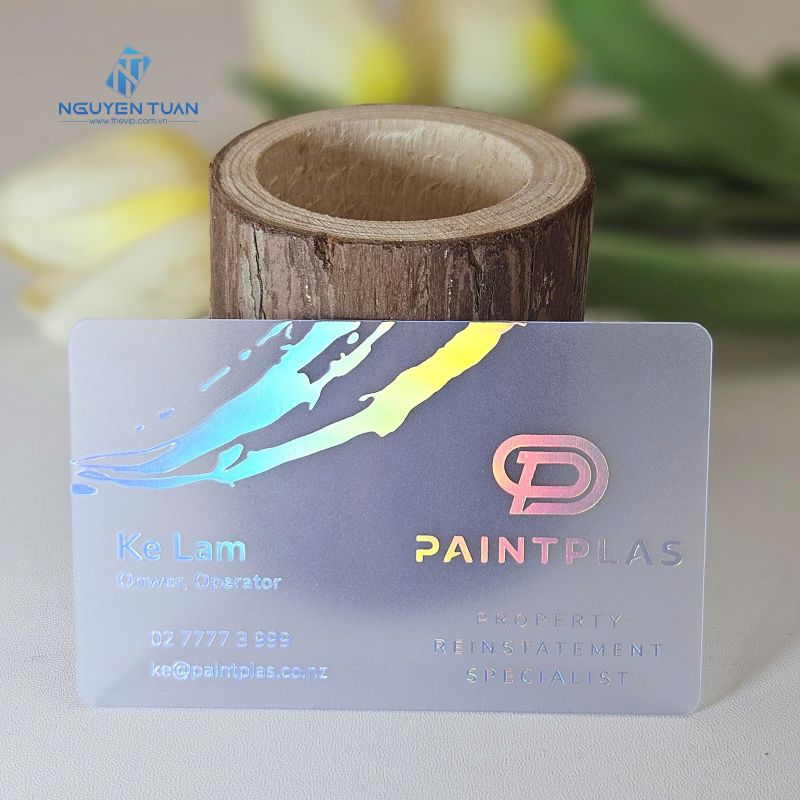 In thẻ nhựa ép kim tại Nguyên Tuấn