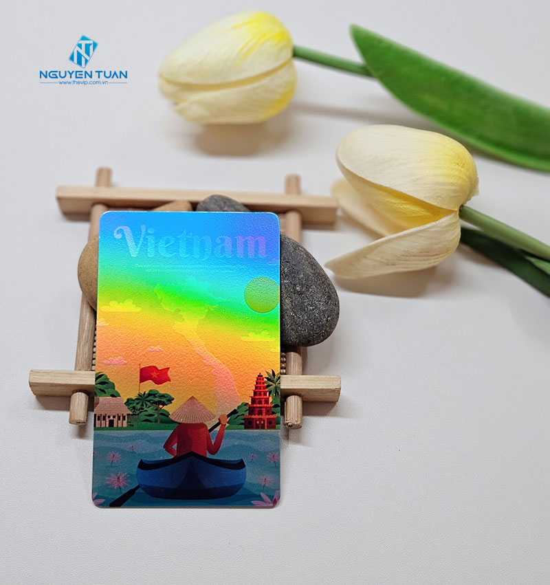 In thẻ nhựa chuyển sắc Hologram tại TPHCM